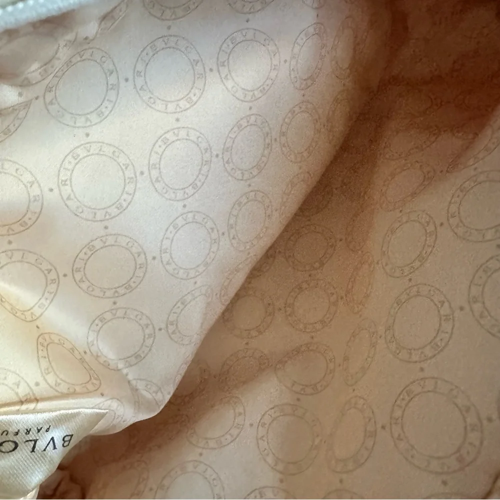 BVLGARI Cream Ivory Ribbed Cosmetic Zip Travel Luxury Pouch